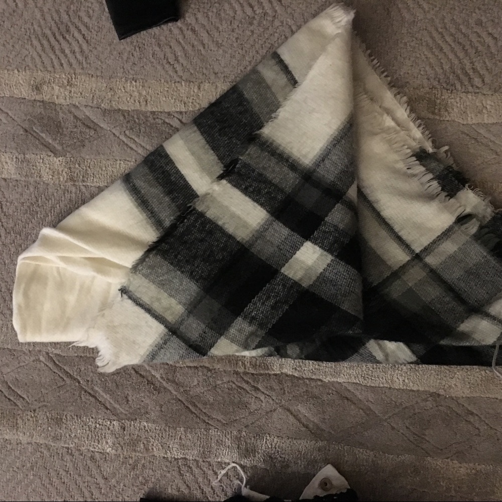 Zara blanket scarf